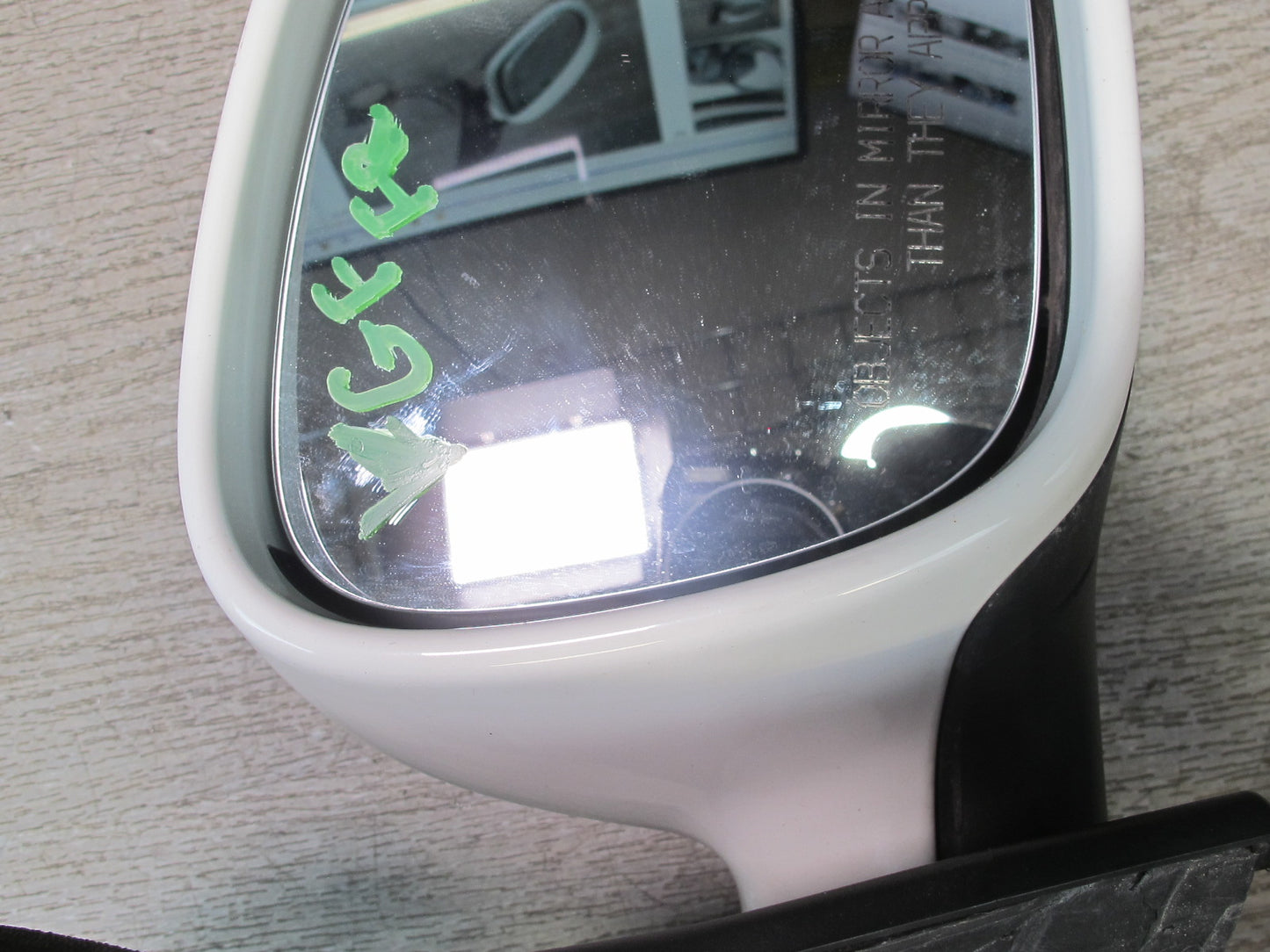 06-09 VW Rabbit GTI R32 Right Door Side View Power Heated Mirror Candy White OEM