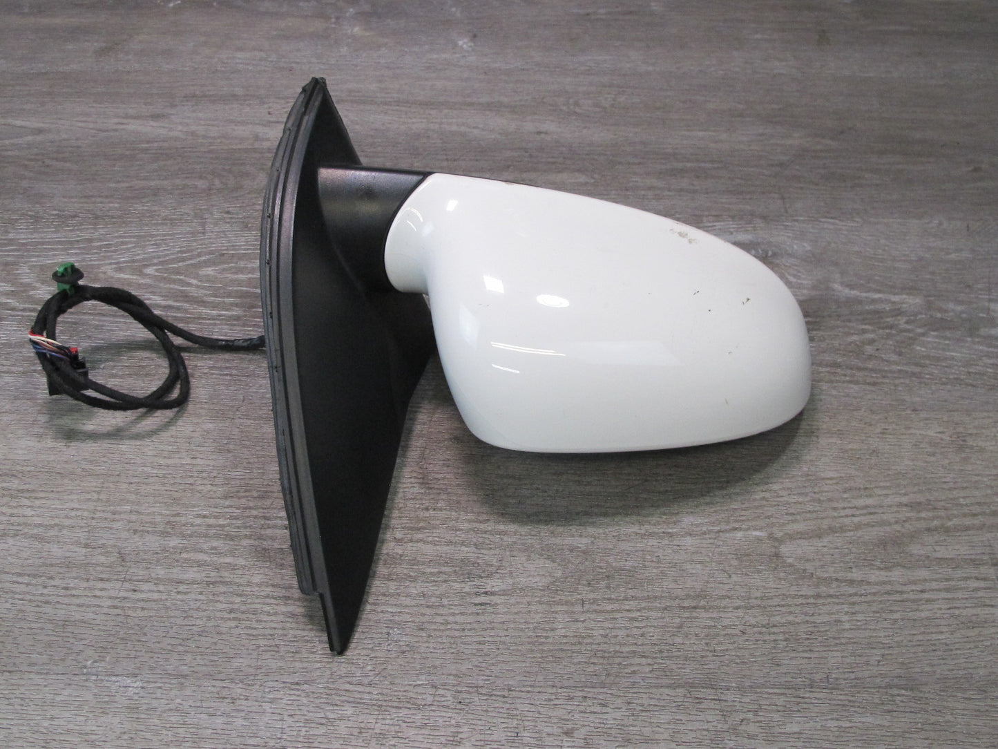 06-09 VW Rabbit GTI R32 Right Door Side View Power Heated Mirror Candy White OEM