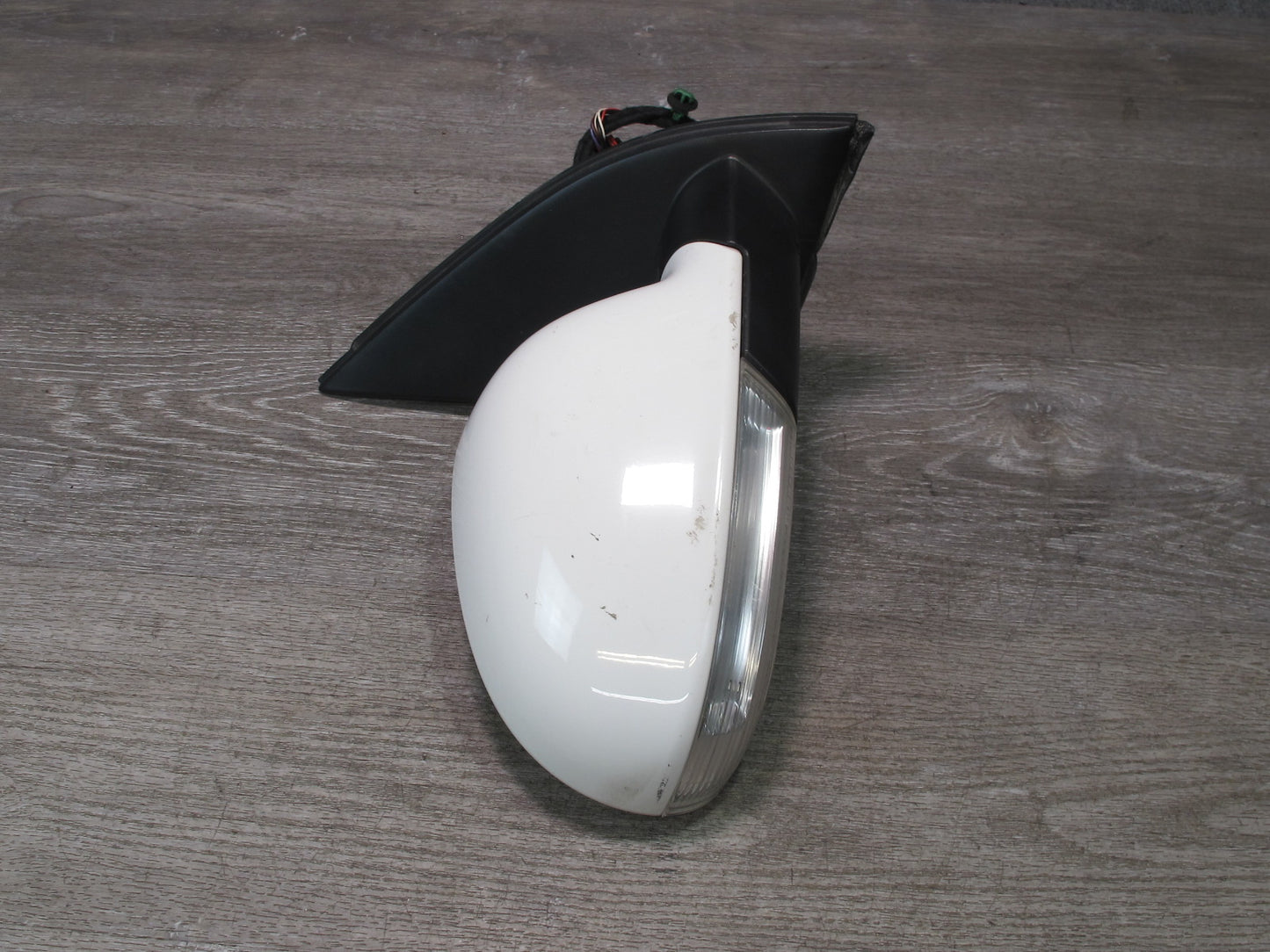 06-09 VW Rabbit GTI R32 Right Door Side View Power Heated Mirror Candy White OEM
