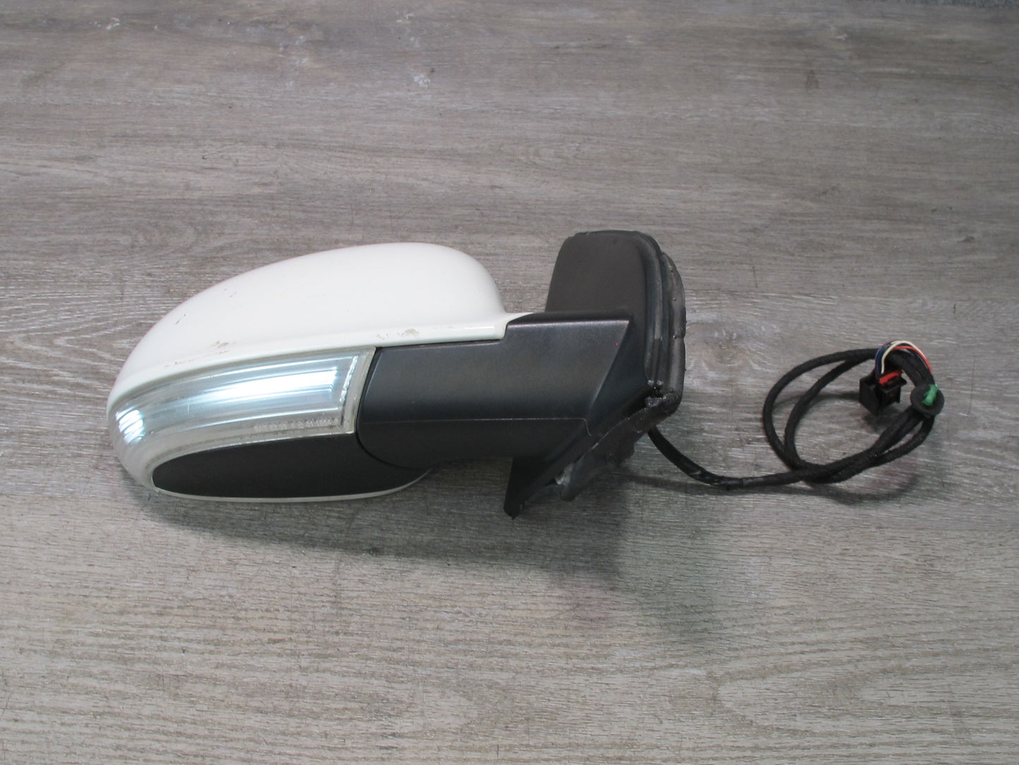 06-09 VW Rabbit GTI R32 Right Door Side View Power Heated Mirror Candy White OEM