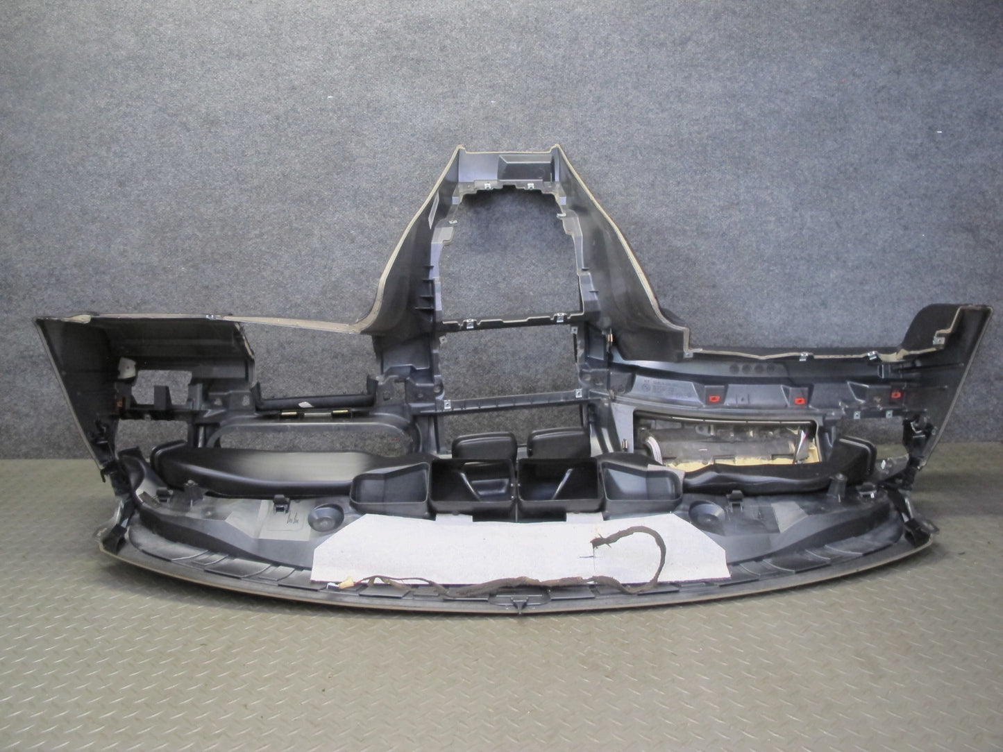 01-06 BMW E46 330ci 3-SERIES Front Dash Dashboard Trim Panel Assembly Black OEM