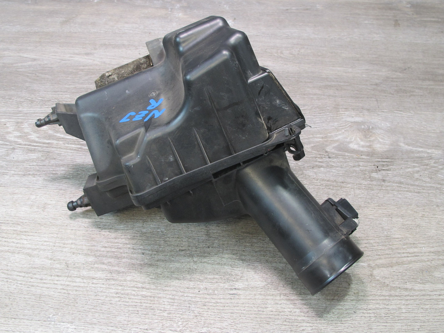 09-20 Nissan Z34 370Z Right Air Intake Cleaner Filter Box w MAF Sensor OEM
