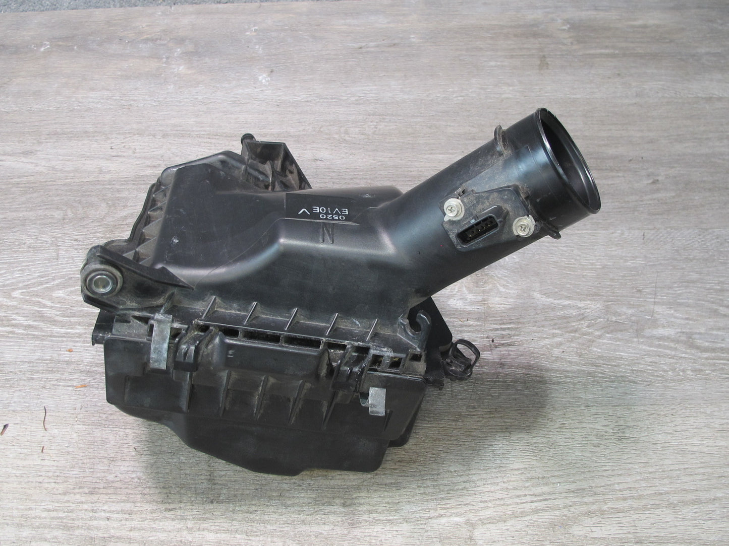 09-20 Nissan Z34 370Z Right Air Intake Cleaner Filter Box w MAF Sensor OEM