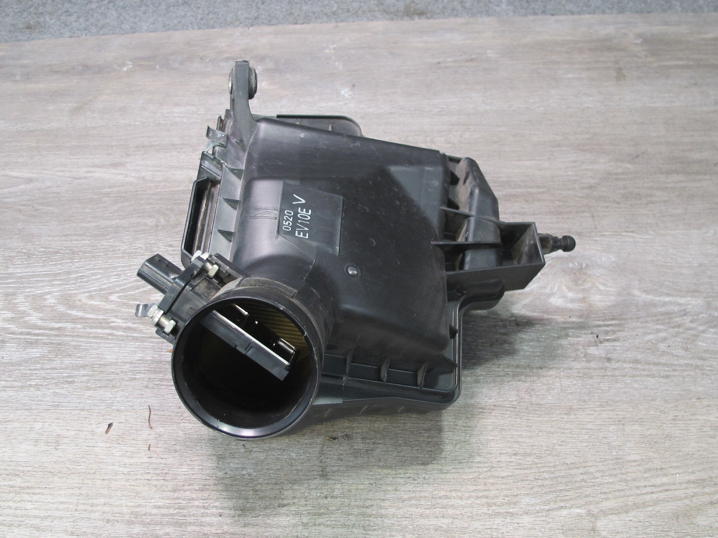 09-20 Nissan Z34 370Z Right Air Intake Cleaner Filter Box w MAF Sensor OEM