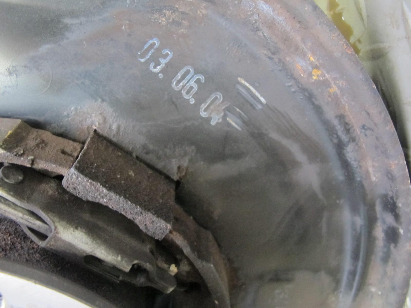 01-06 BMW E46 330i 330Ci RWD Rear Right Knuckle Wheel Hub Trailing Arm OEM