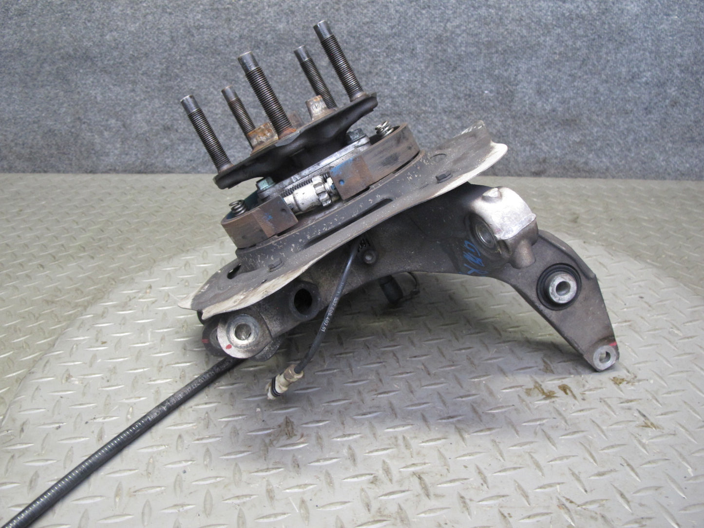 2005-2012 Porsche 911 997 Rear Right Spindle Knuckle Wheel Hub Bearing