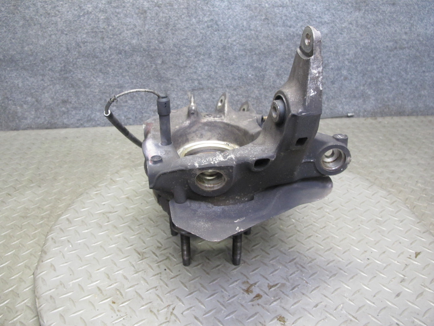 2005-2012 Porsche 911 997 Rear Right Spindle Knuckle Wheel Hub Bearing
