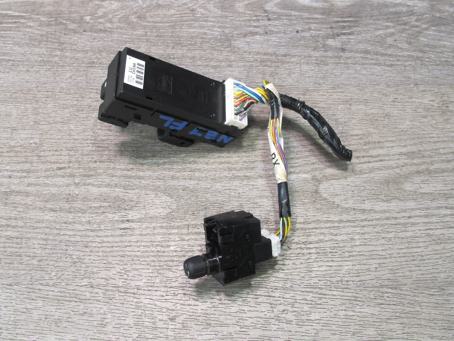10-19 Nissan 370Z Z34 Convertible Left Door Power Window & Mirror Switch OEM