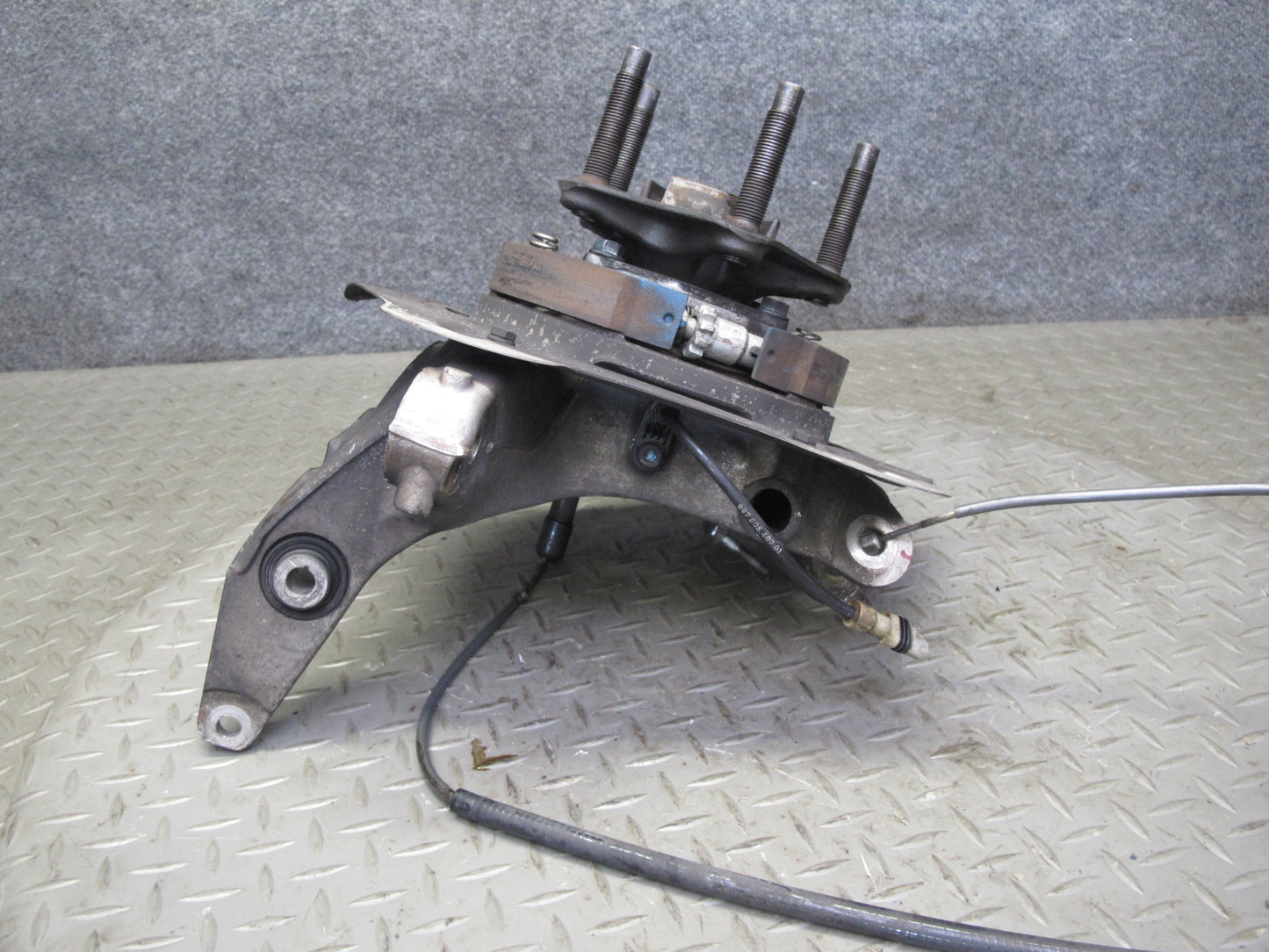 2005-2012 Porsche 911 997 Rear Left Spindle Knuckle Wheel Hub Bearing