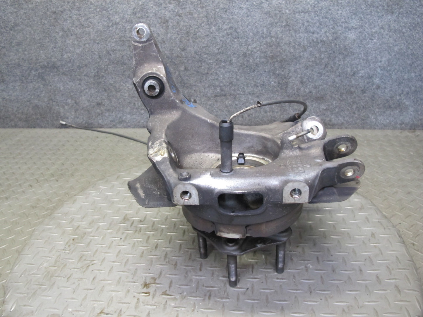 2005-2012 Porsche 911 997 Rear Left Spindle Knuckle Wheel Hub Bearing