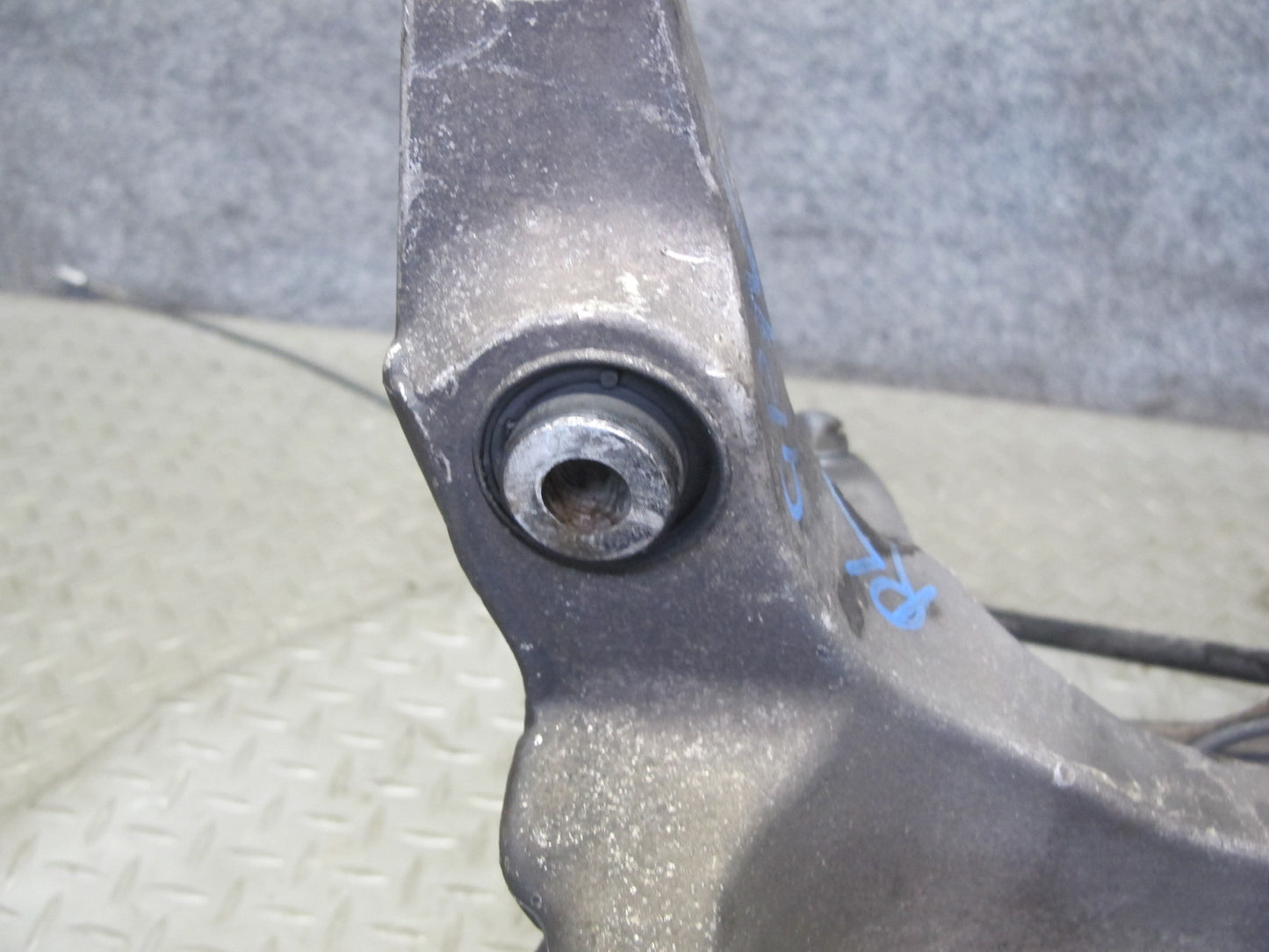 2005-2012 Porsche 911 997 Rear Left Spindle Knuckle Wheel Hub Bearing