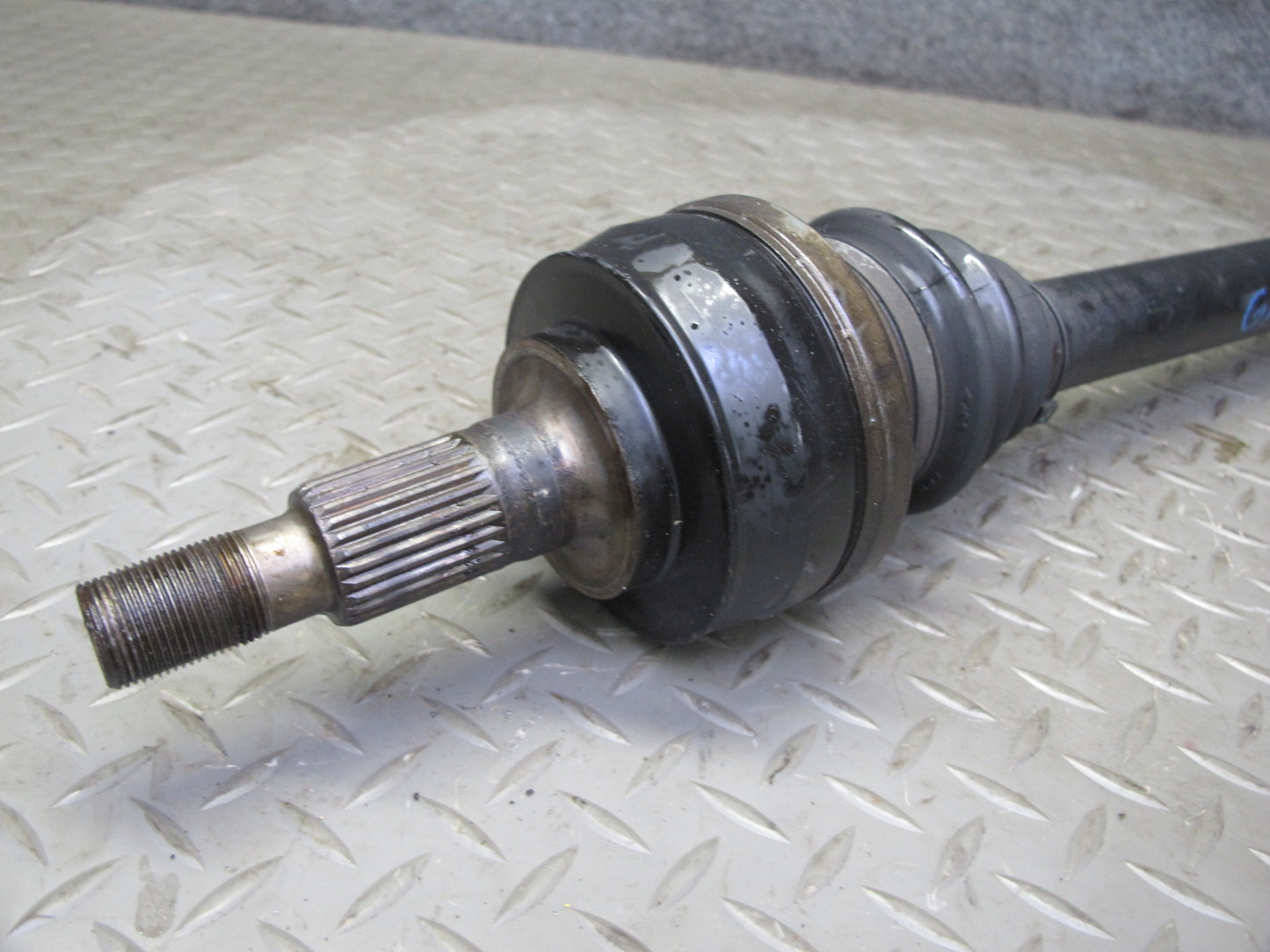 2005-2008 Porsche 911 997 Rear Left Suspension Axle Shaft 99733202402
