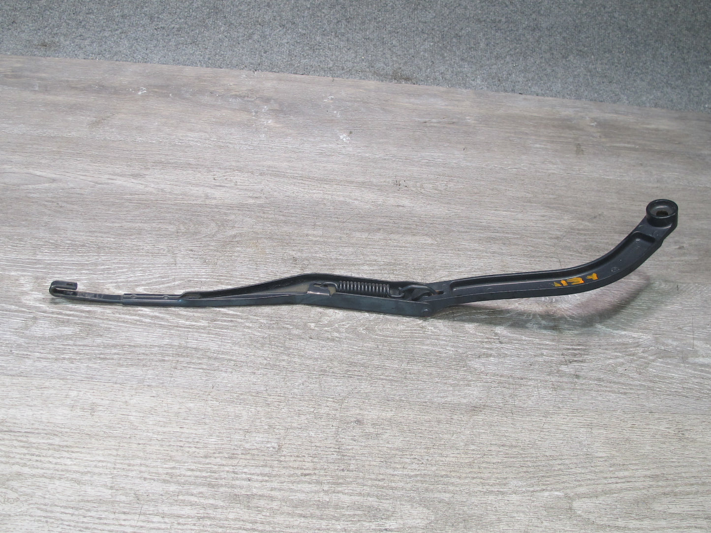 09-10 Nissan Z34 370Z Set of 2 Front Windshield Wiper Arm w Cap Covers OEM