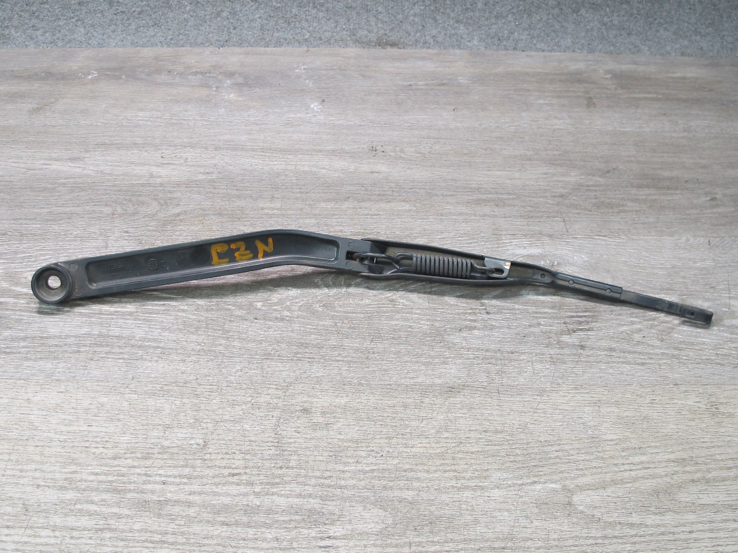 09-10 Nissan Z34 370Z Set of 2 Front Windshield Wiper Arm w Cap Covers OEM