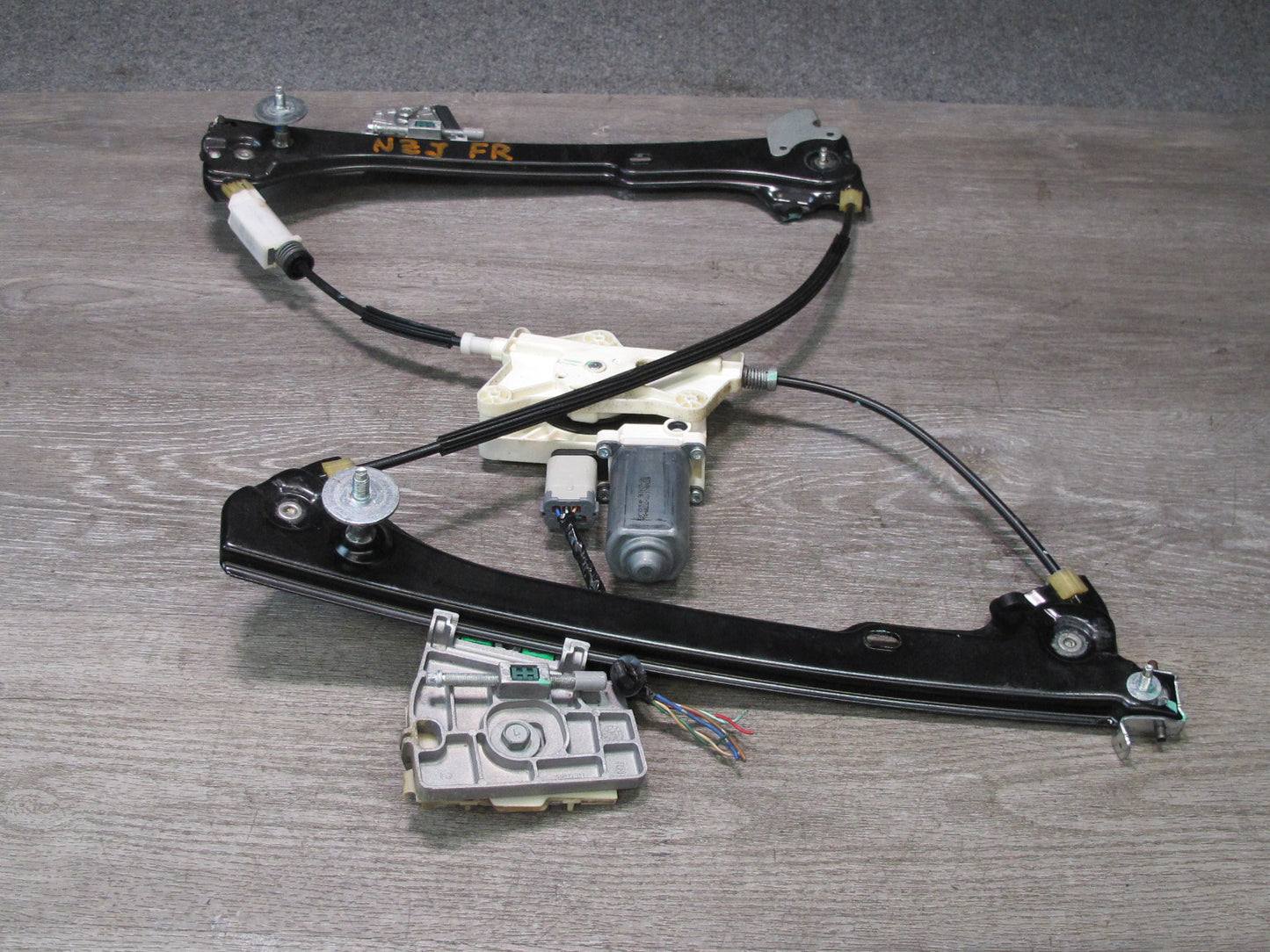 09-20 Nissan 370Z Z34 Front Right Passenger Door Window Regulator w Motor OEM