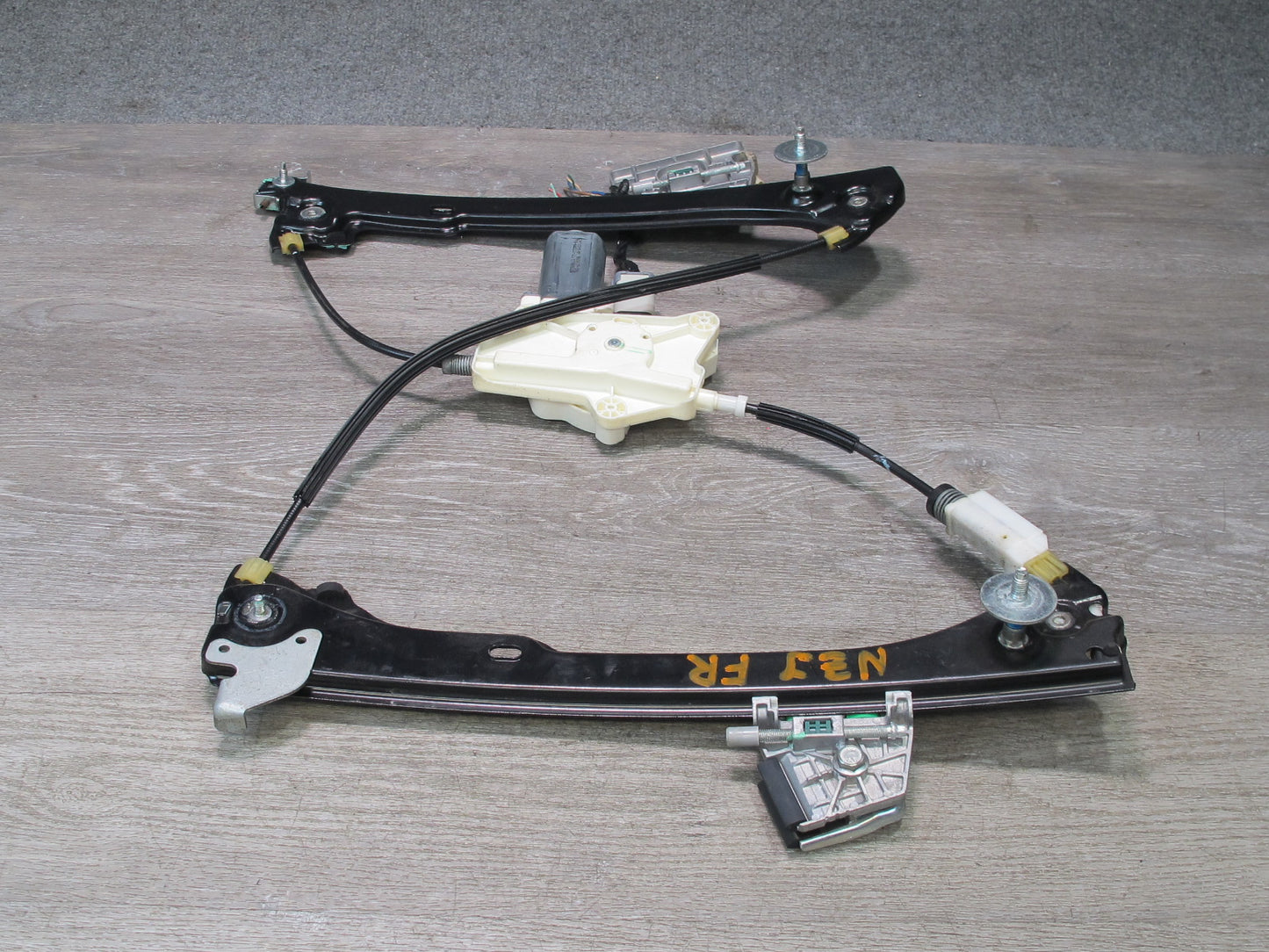 09-20 Nissan 370Z Z34 Front Right Passenger Door Window Regulator w Motor OEM