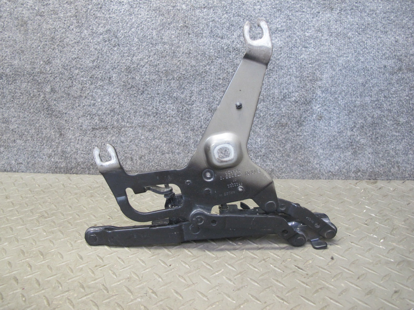 2014-2018 BMW F15 X5 Front Left & Right Hood Hinge Set of 2