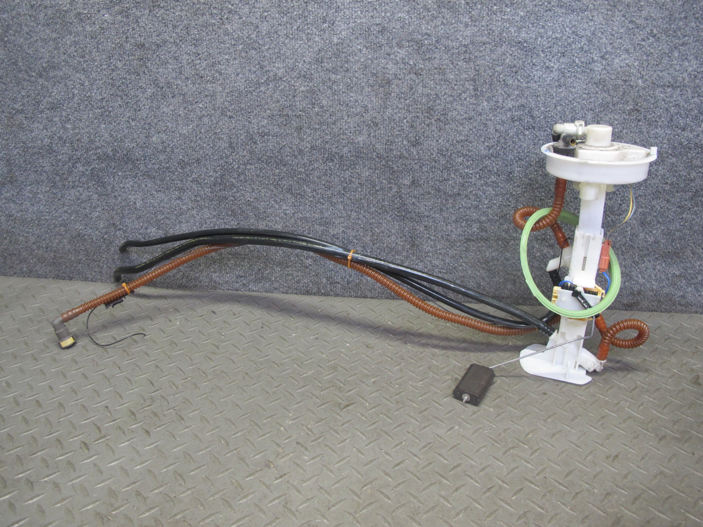 2014-2018 BMW F15 X5 4.4L N63 Fuel Pump Level Sensor Sending Unit Set of 2