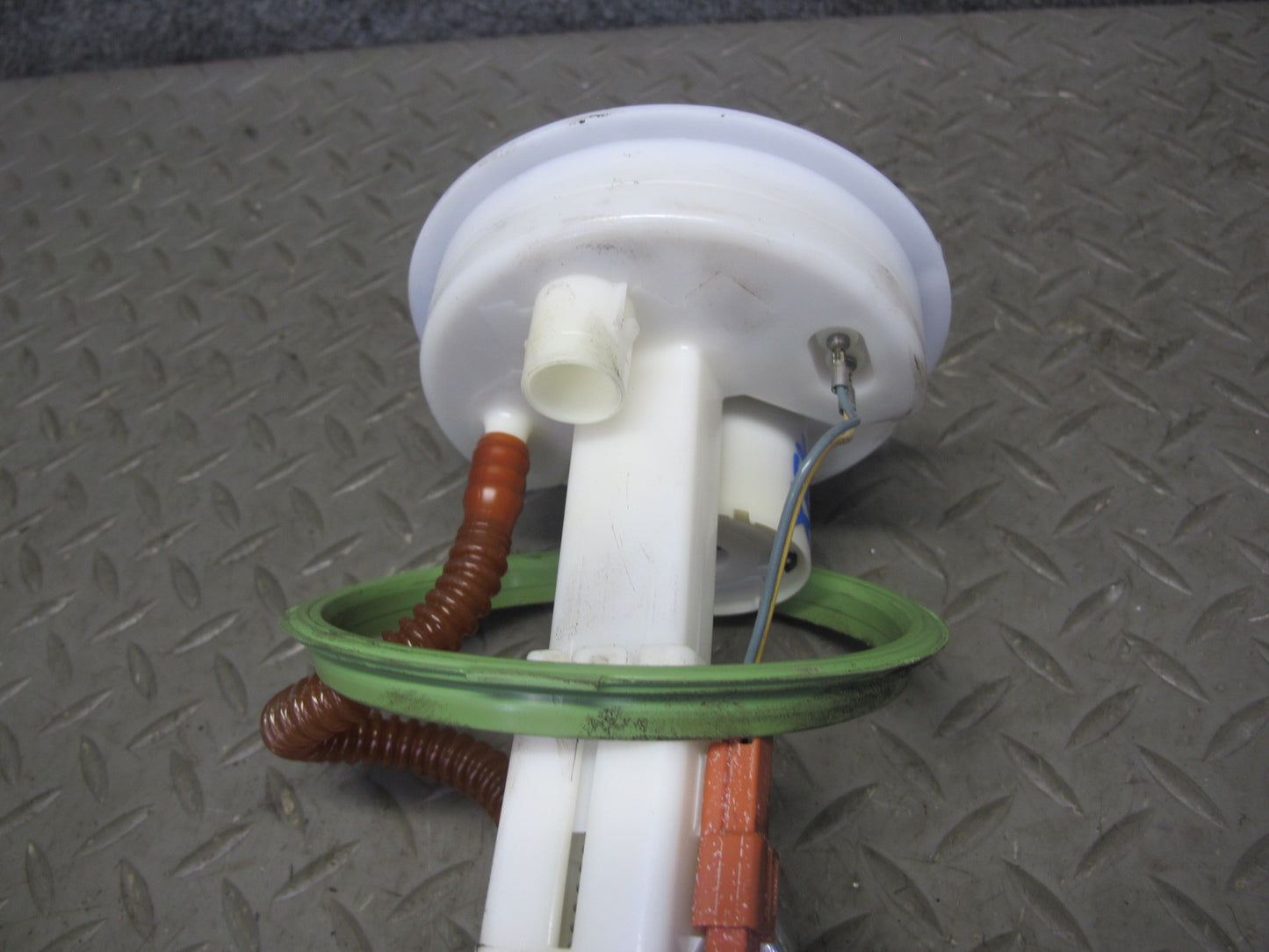 2014-2018 BMW F15 X5 4.4L N63 Fuel Pump Level Sensor Sending Unit Set of 2