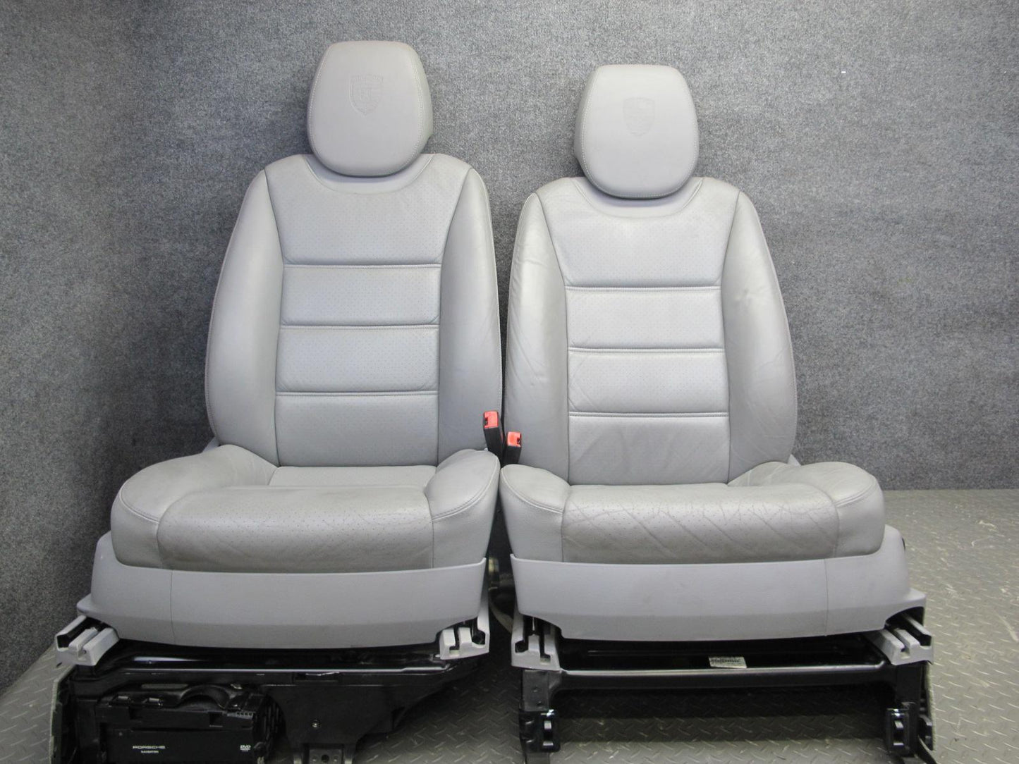 2005-2006 Porsche Cayenne 955 Front & Rear Left & Right Heated Leather Seat Set