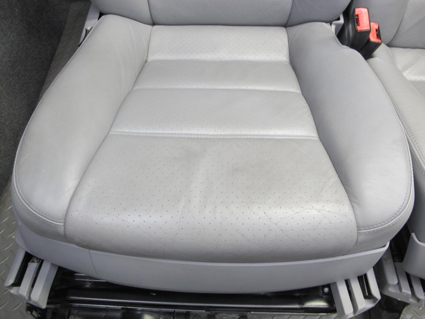 2005-2006 Porsche Cayenne 955 Front & Rear Left & Right Heated Leather Seat Set