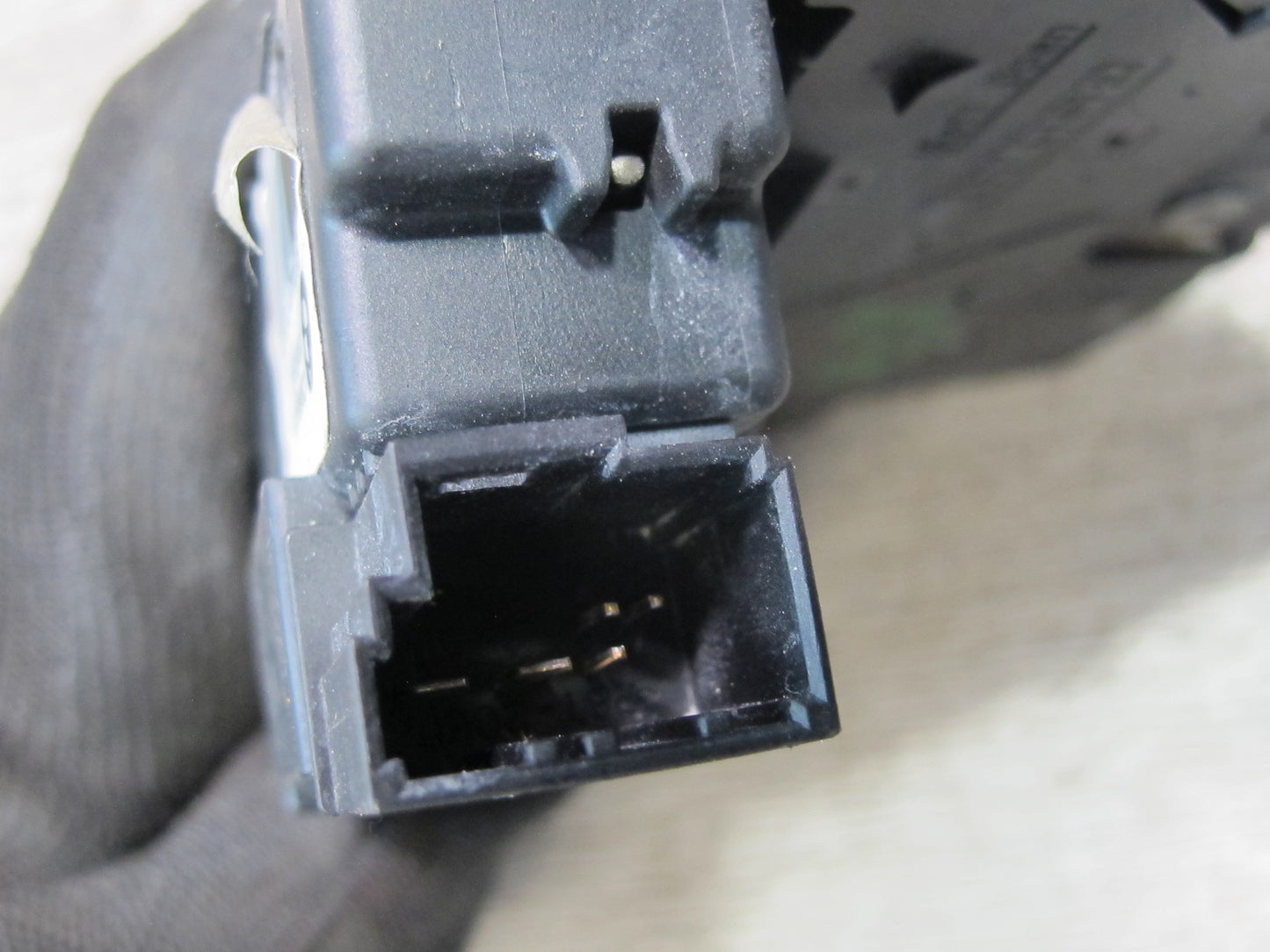 2014-2018 BMW F15 X5 Rear Trunk Lid Lock Latch Actuator 4817123