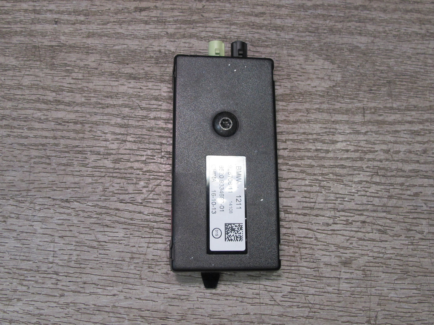 2014-2018 BMW F15 X5 Radio Antenna Diversity Amplifier AMP Module 9334692