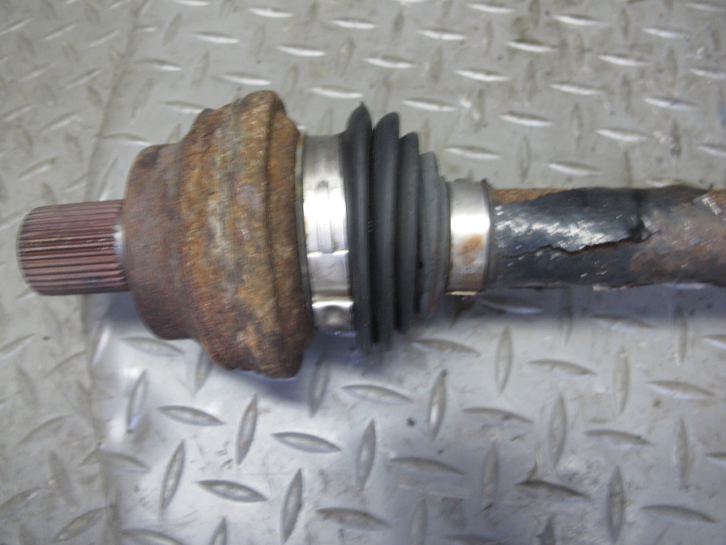 06-18 VW Golf R32 R Passat CC Tiguan AWD Rear Right Axle Shaft OEM