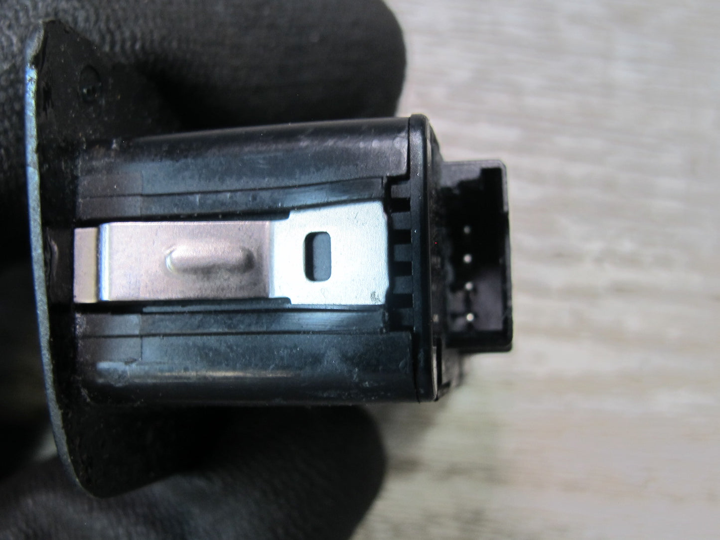 2014-2018 BMW F15 F07 F10 F11 Trunk & Door Central Lock Unlock Button Switch