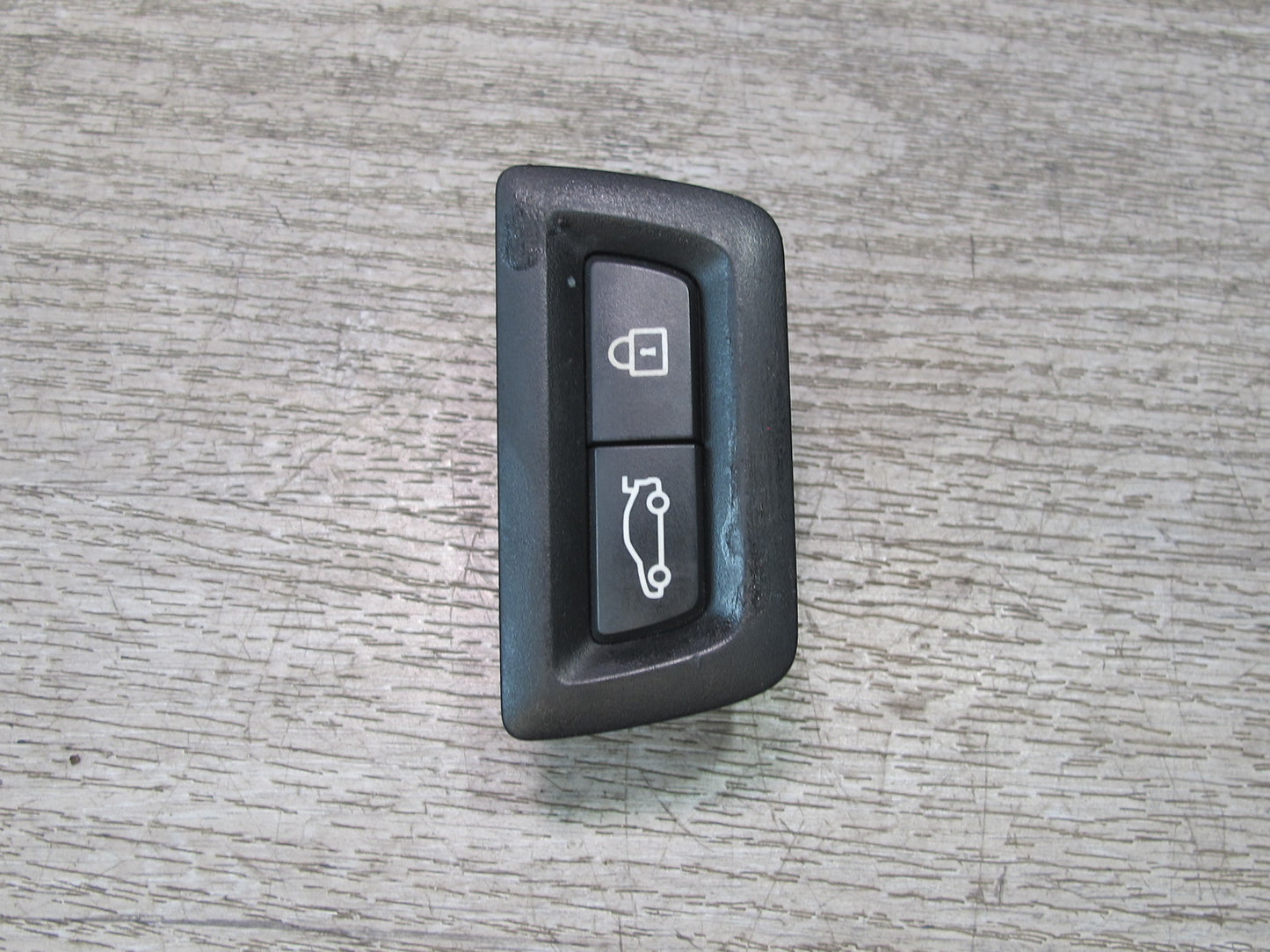 2014-2018 BMW F15 F07 F10 F11 Trunk & Door Central Lock Unlock Button Switch