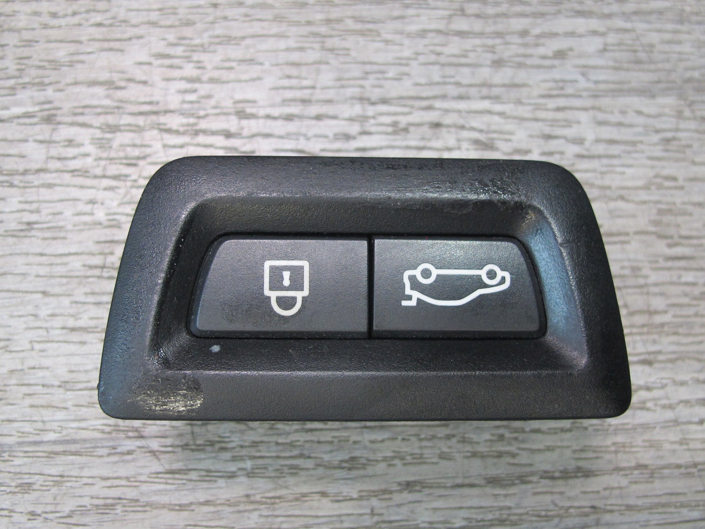 2014-2018 BMW F15 F07 F10 F11 Trunk & Door Central Lock Unlock Button Switch