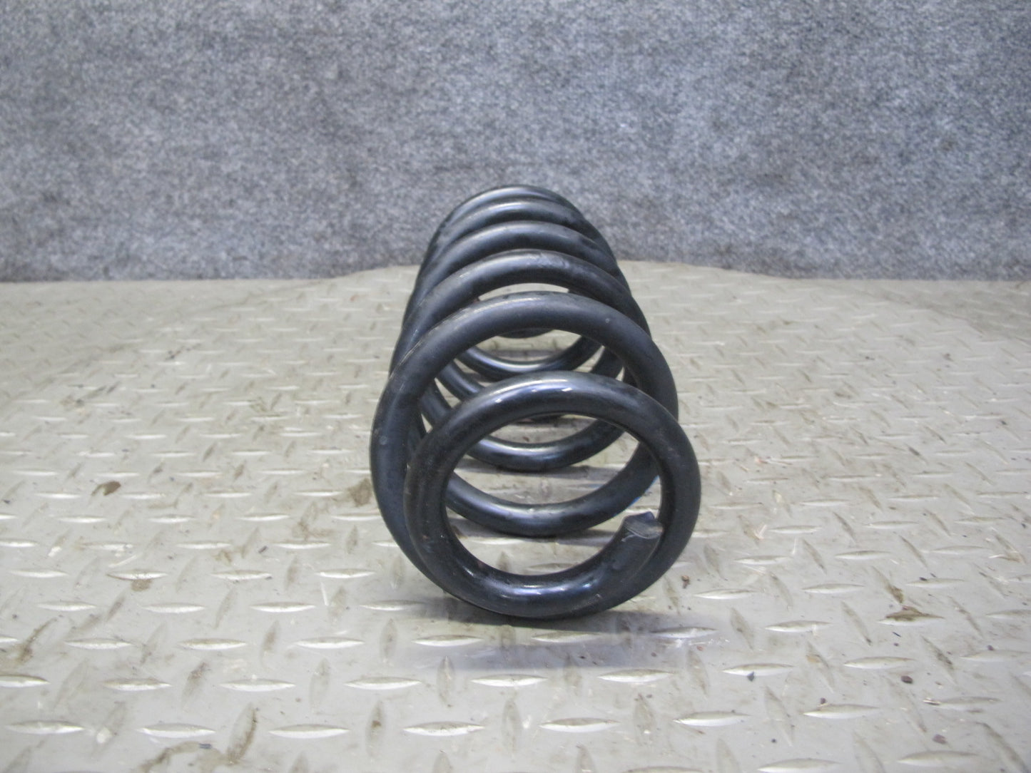 2008 VW Golf MK5 R32 AWD Rear Suspension Left & Right Coil Spring Set OEM