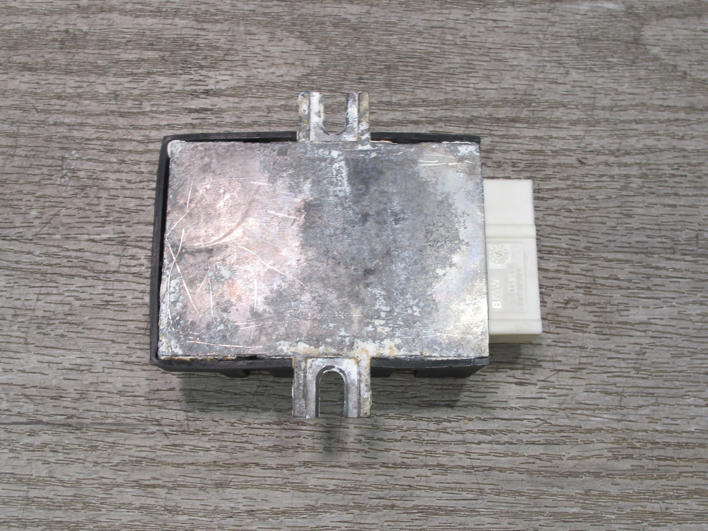 2014-2018 BMW F15 X5 N63 Fuel Pump Control Module 7358145