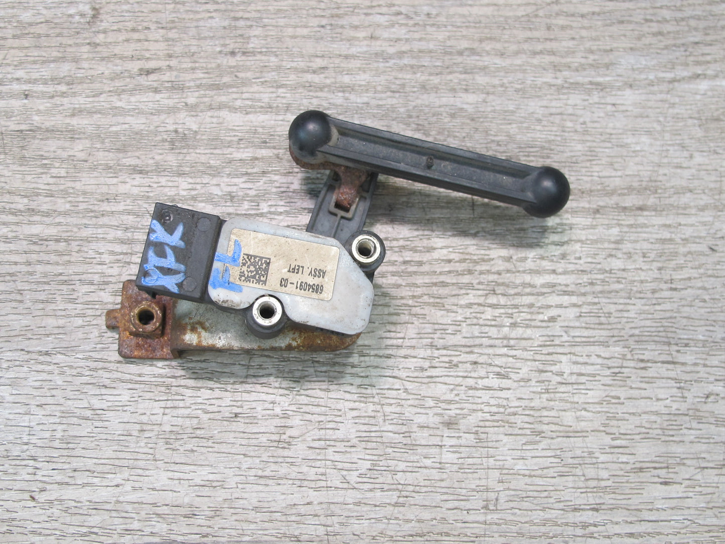 2014-2018 BMW F15 X5 Front Left Suspension Height Level Sensor 6854091