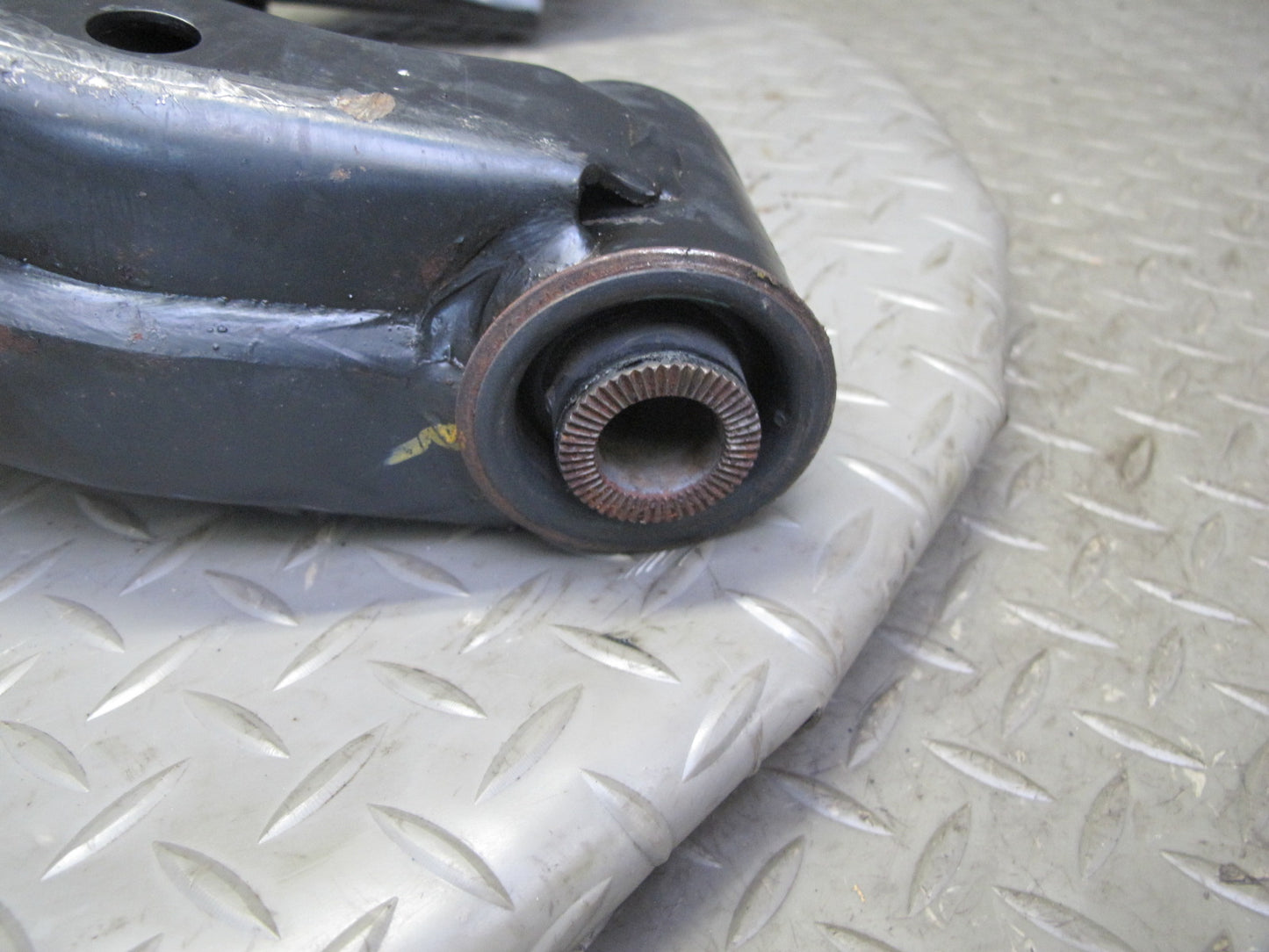 1998-2007 Lexus UZJ100L LX470 Front Left Driver Side Lower Control Arm