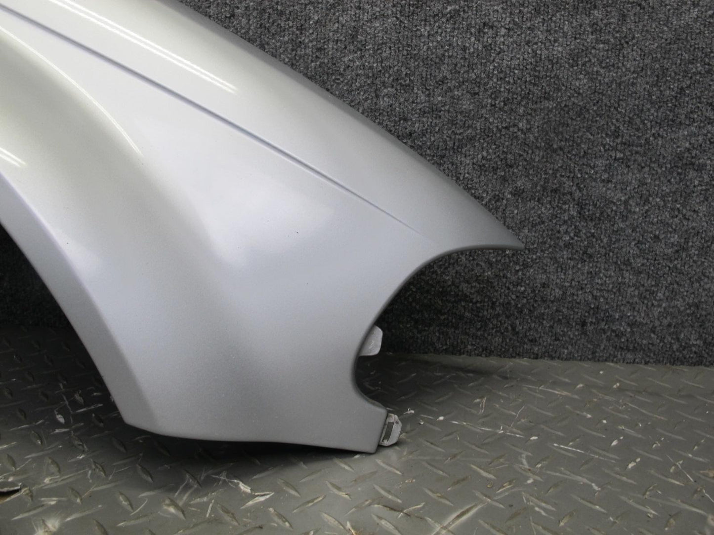 01-03 BMW E46 330ci Coupe Convertible Front Right Fender Shell Cover Panel OEM