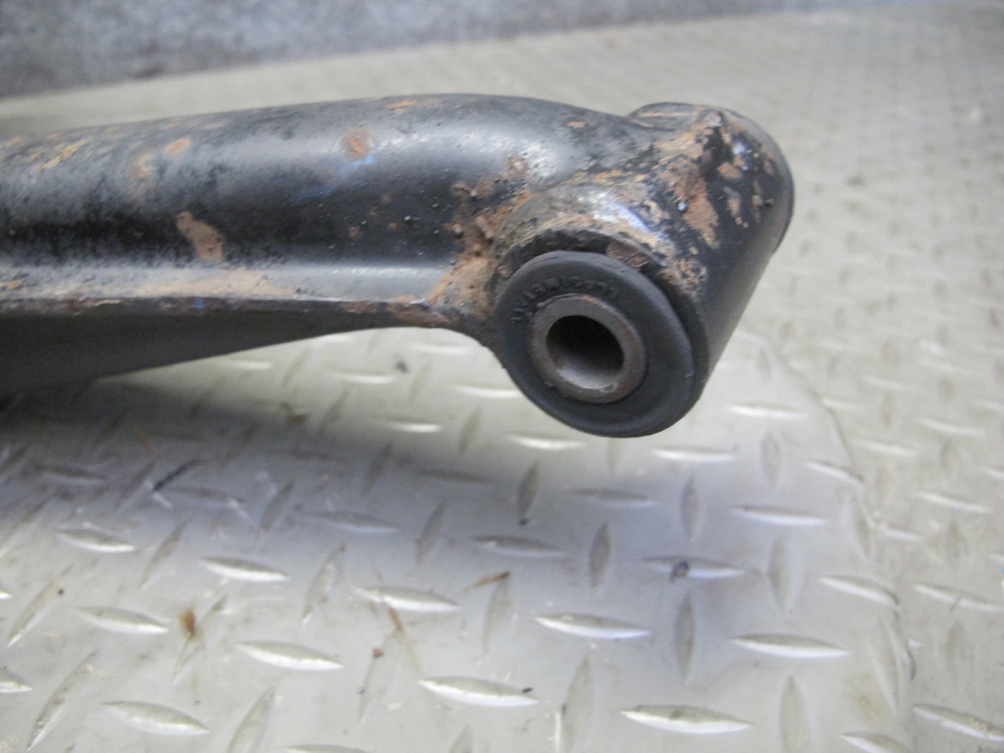 87-91 BMW E30 3-SERIES Rear Left Trailing Arm Spindle Knuckle Wheel Hub OEM