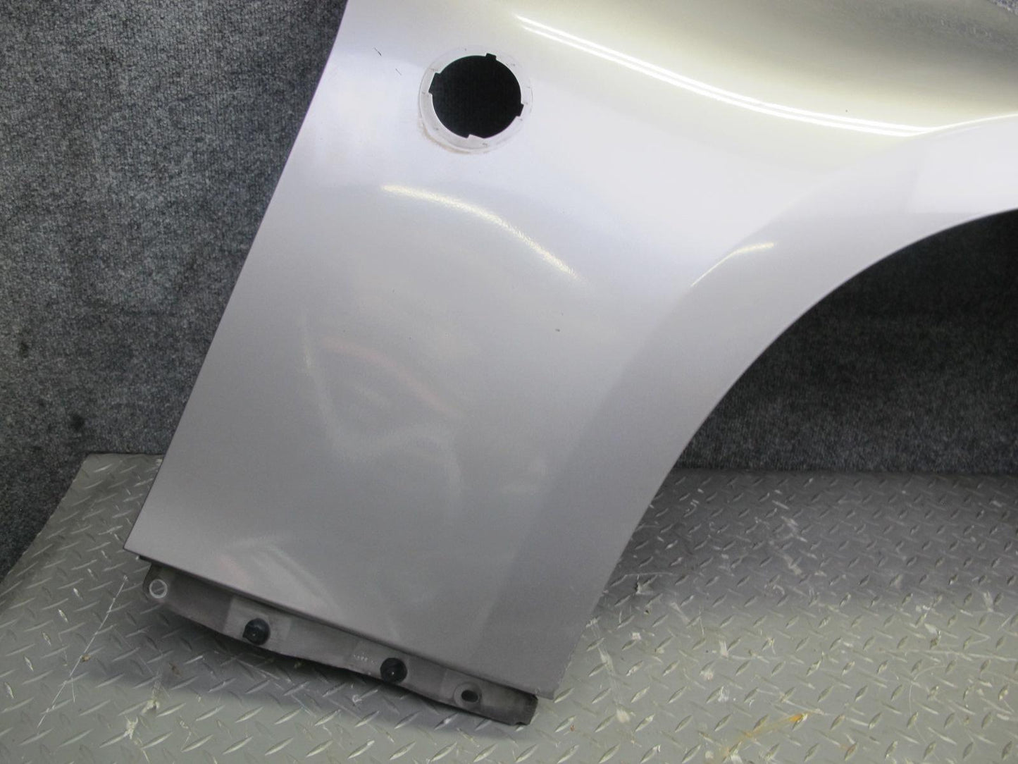 10-19 Nissan Z34 370Z Convertible Front Right Fender Shell Panel Cover Gray OEM