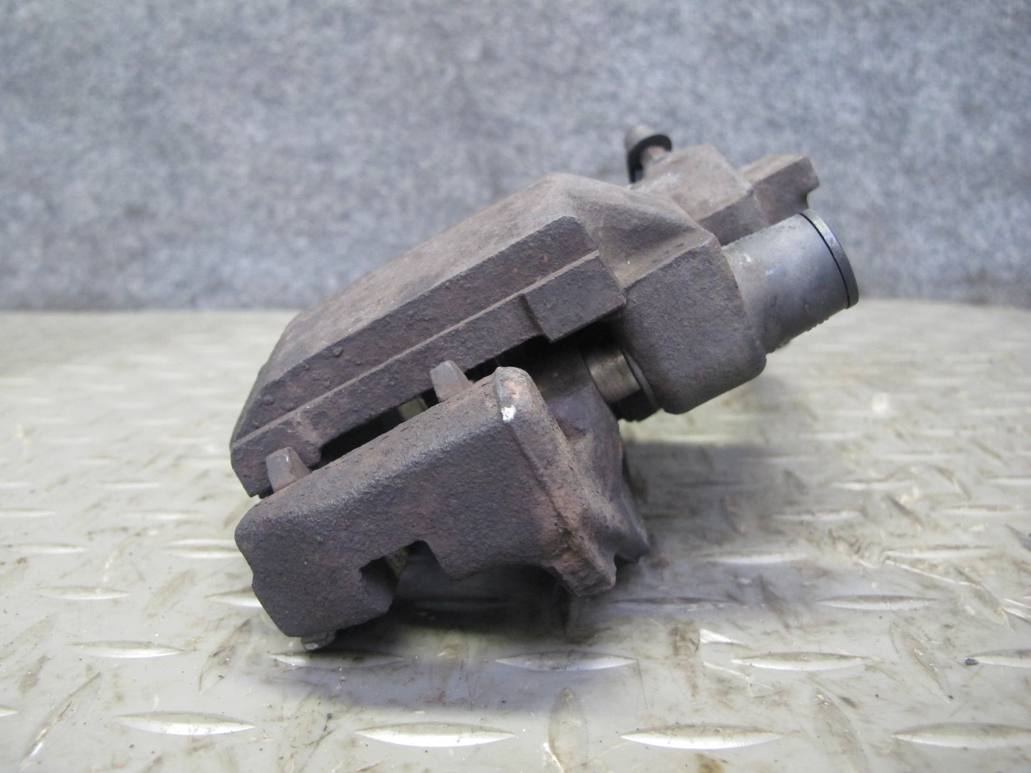 87-91 BMW E30 3-SERIES Set of 2 Rear Left & Right Brake Caliper OEM