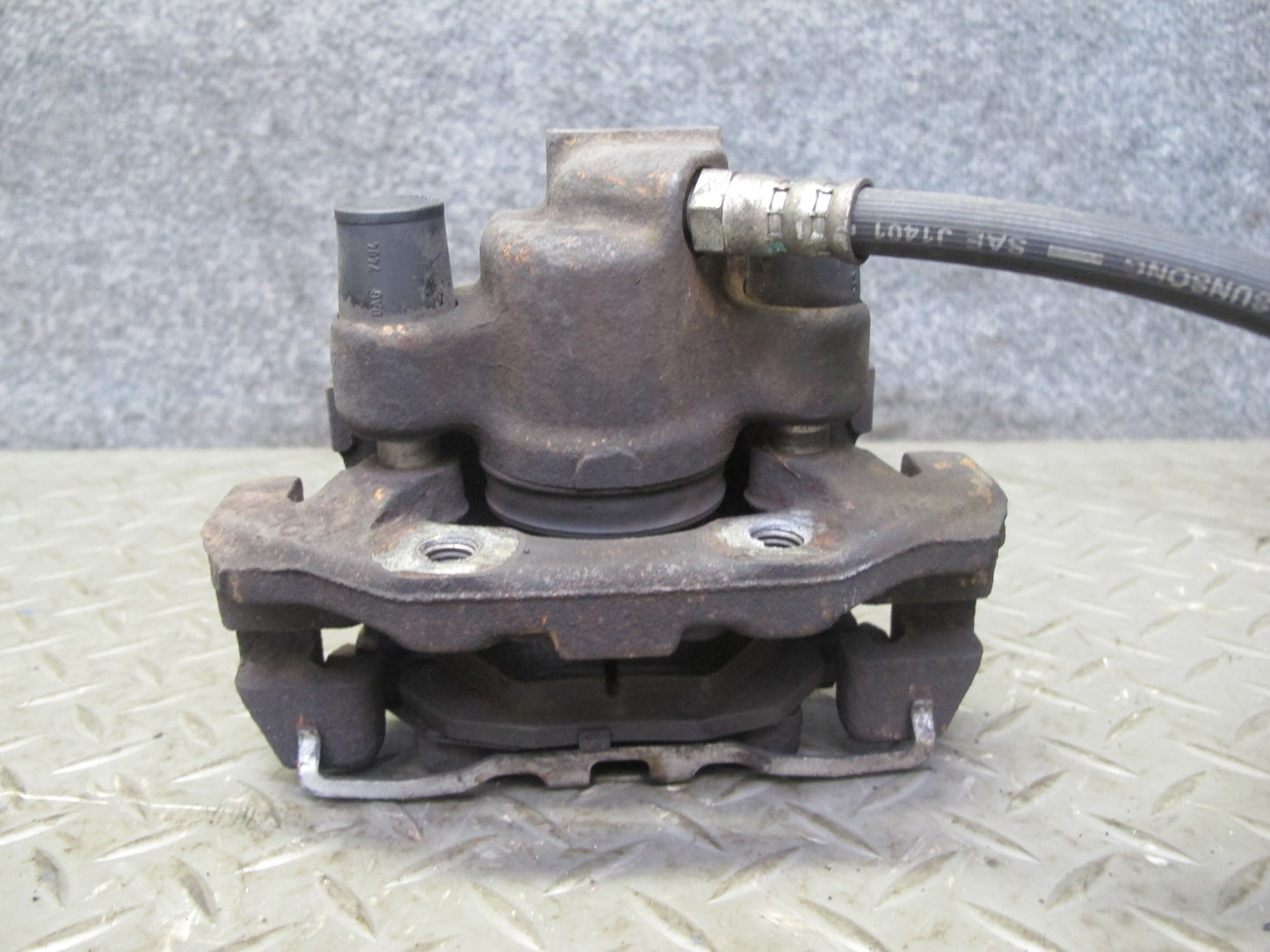 87-91 BMW E30 3-SERIES Set of 2 Rear Left & Right Brake Caliper OEM
