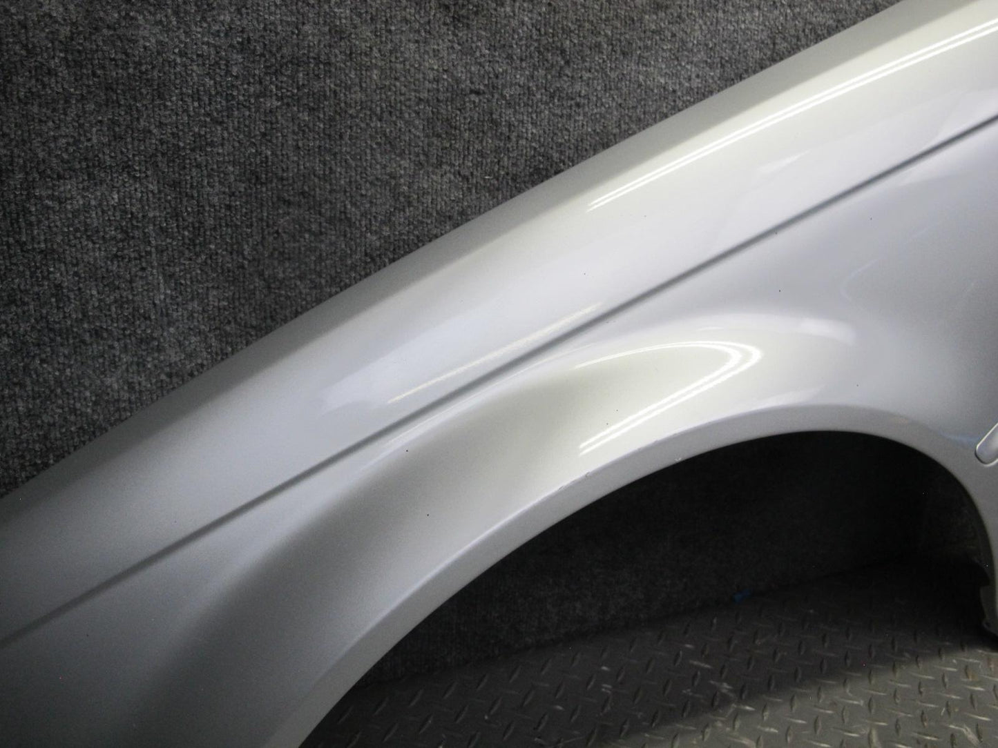 01-03 BMW E46 330ci Coupe Convertible Front Left Fender Shell Cover Panel OEM