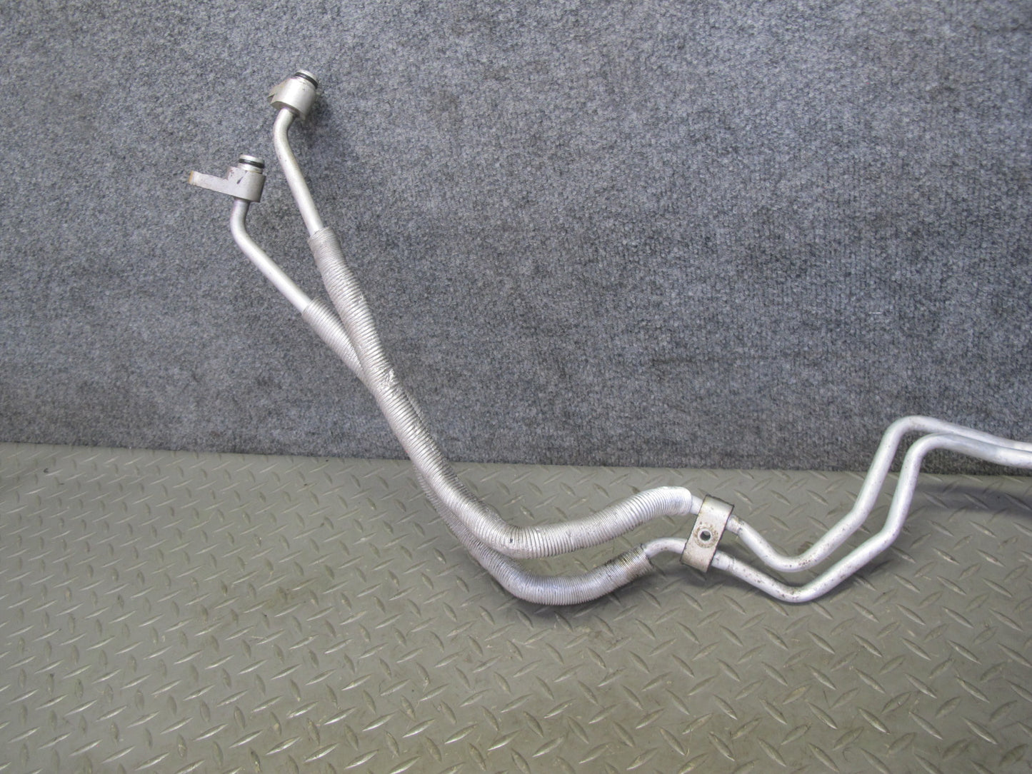 2014-2018 BMW F15 X5 4.4L Automatic Transmission Oil Cooler Hose Pipe Line Set