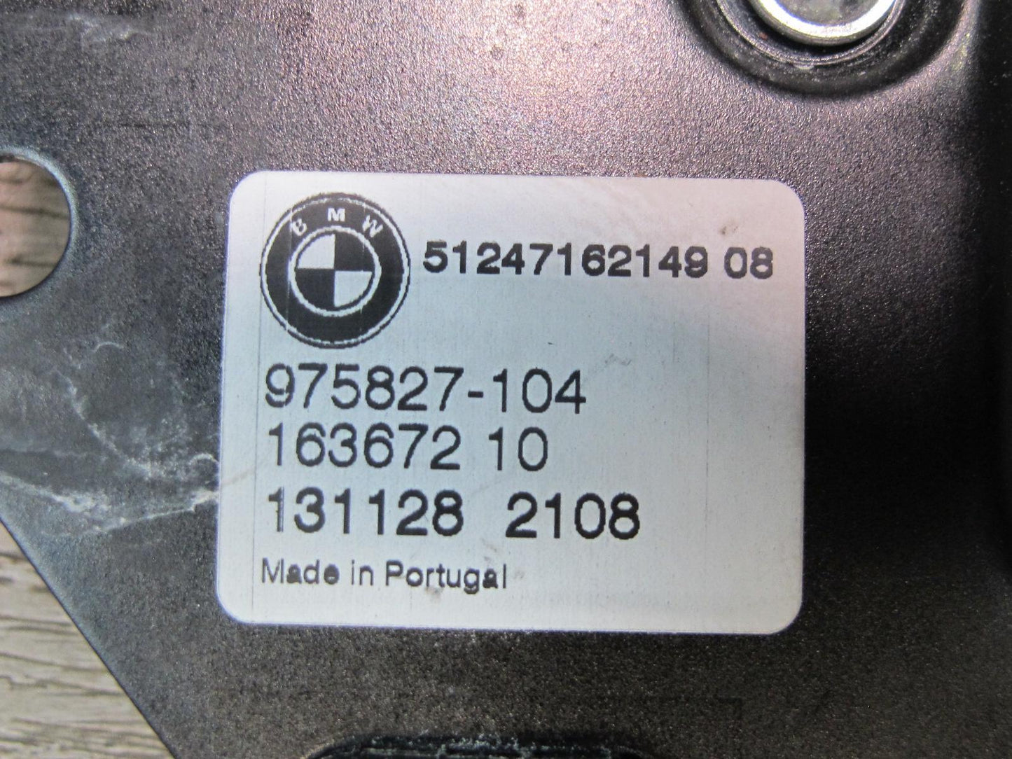 2014-2018 BMW F15 X5 Rear Trunk Tailgate Release Handle 7162149