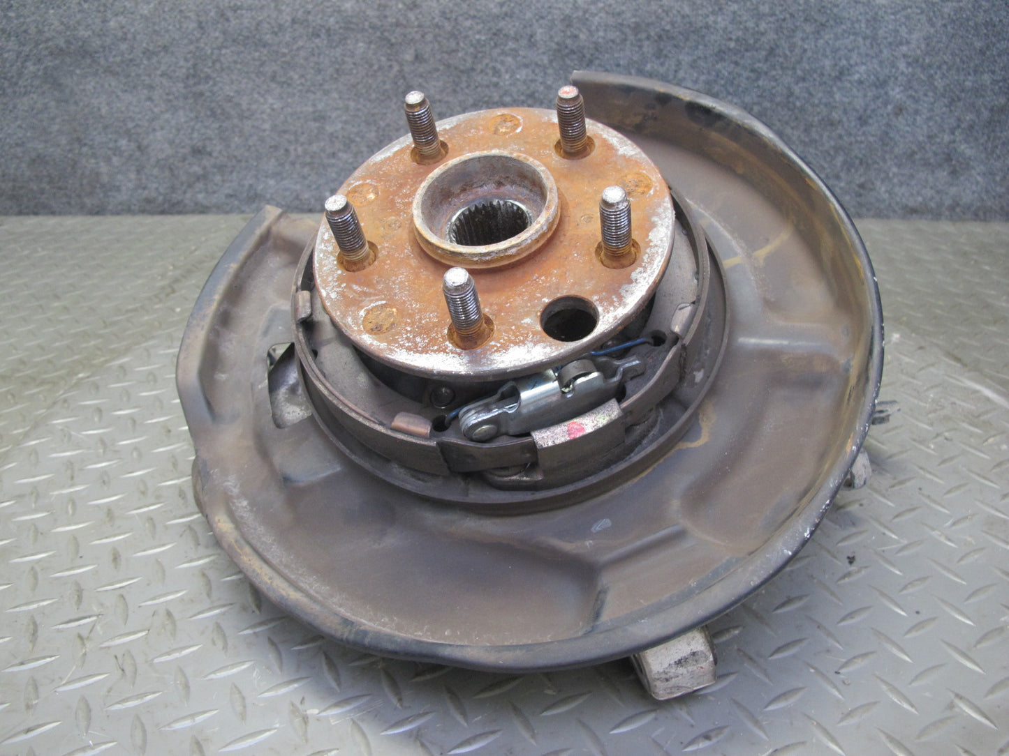 01-06 Lexus LS430 UCF30L RWD Rear Right Spindle Knuckle Wheel Hub Bearing OEM