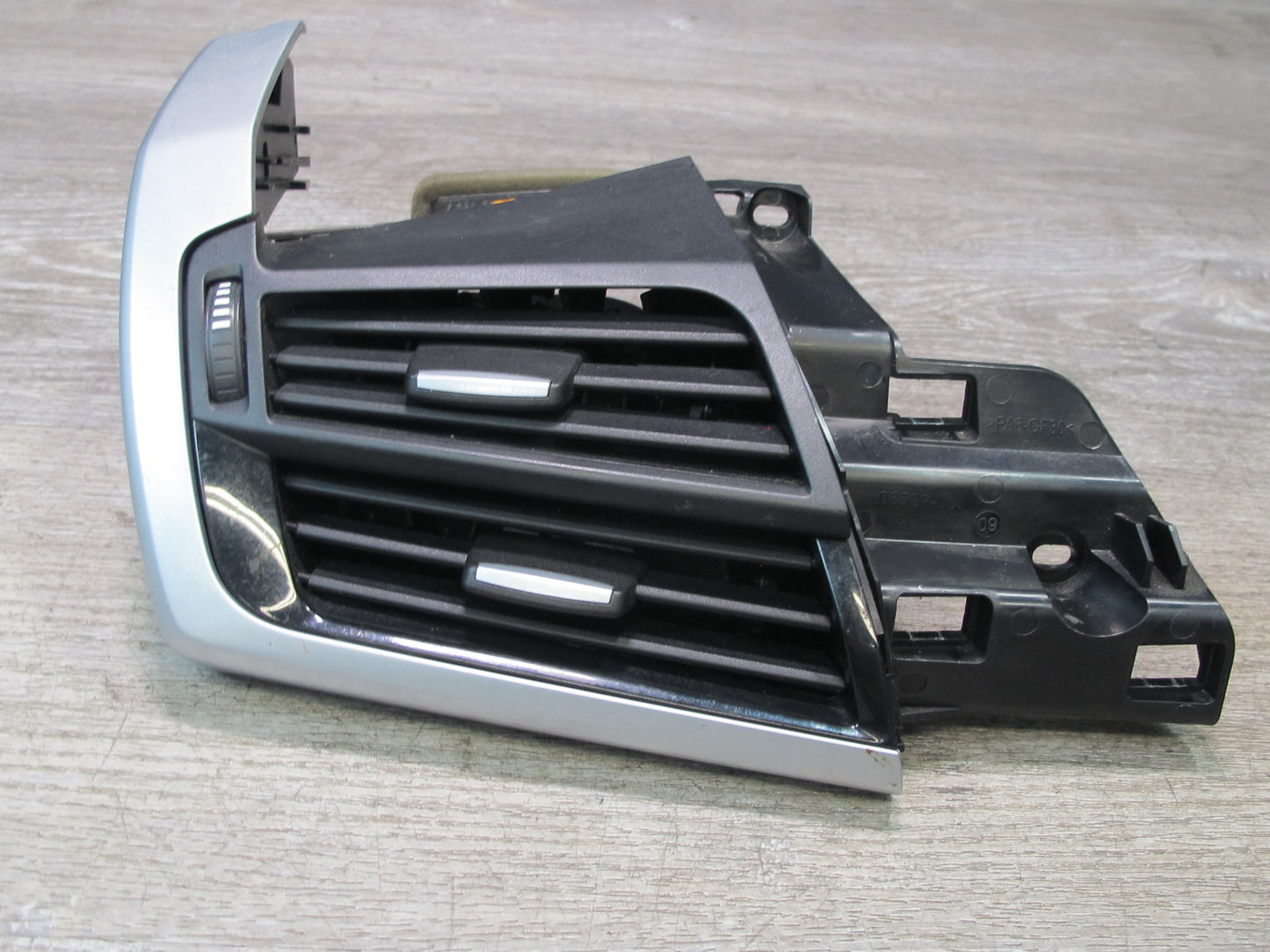 2014-2018 BMW F15 X5 Dash Front Left & Right A/C Air Vent Grille Set of 2