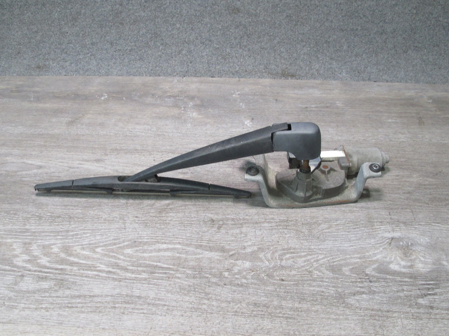 2014-2018 BMW F15 X5 Rear Trunk Lid Tailgate Liftgate Wiper Motor w Arm
