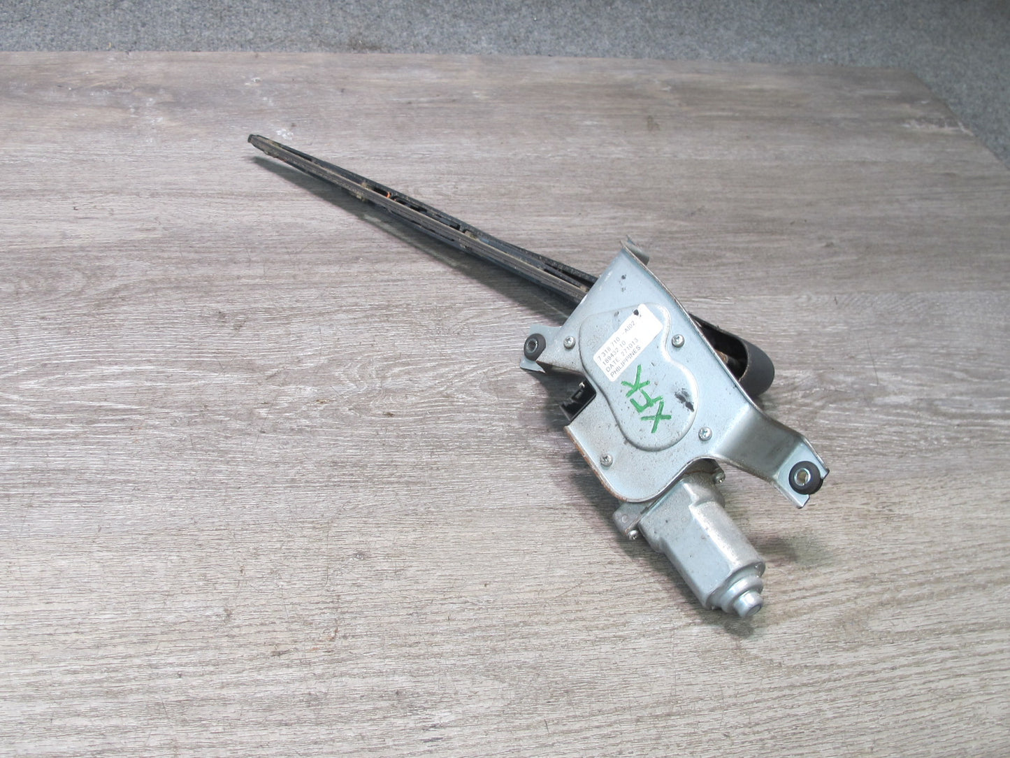 2014-2018 BMW F15 X5 Rear Trunk Lid Tailgate Liftgate Wiper Motor w Arm