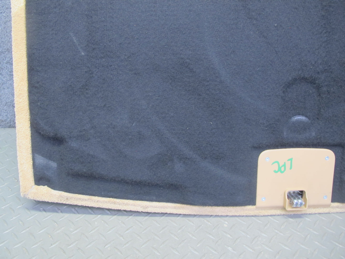 2003-2010 Porsche Cayenne 955 957 Rear Trunk Floor Carpet Compartment Cover
