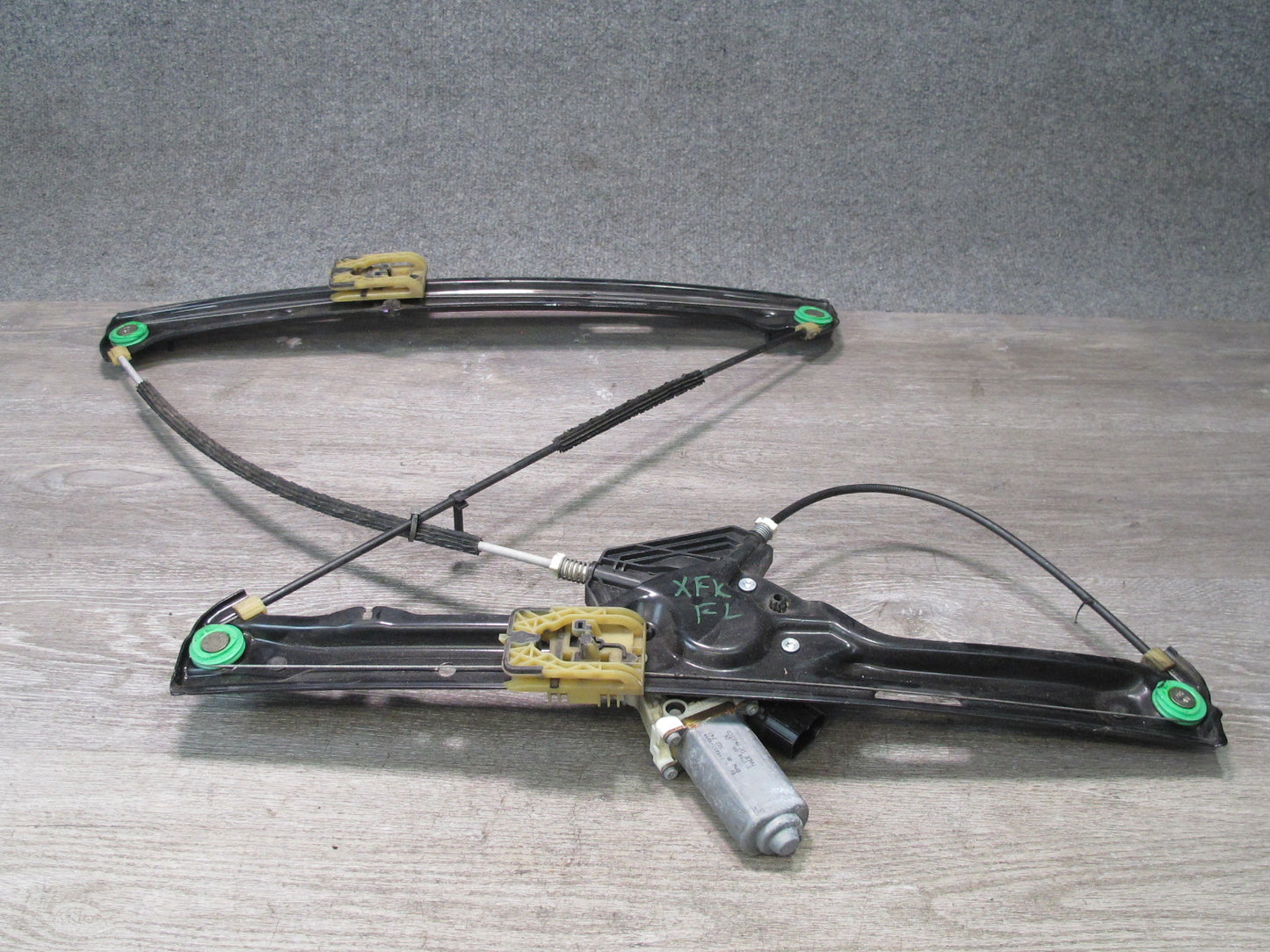 2014-2018 BMW F15 X5 Front Left Door Window Regulator w Motor 7286483