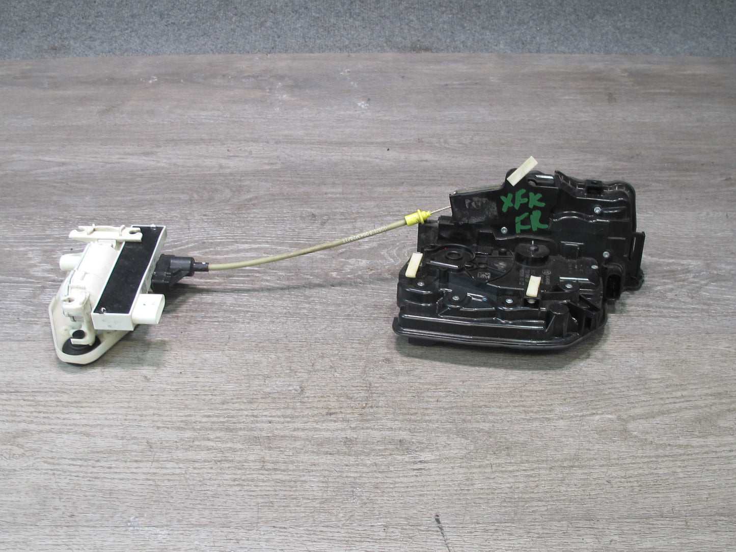 2014-2018 BMW F15 X5 Front Right Door Lock Latch Actuator w Soft Close 7281948